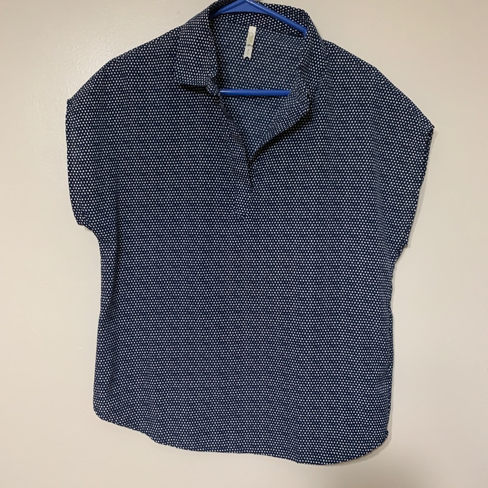 Mountain khakis blue dotted top